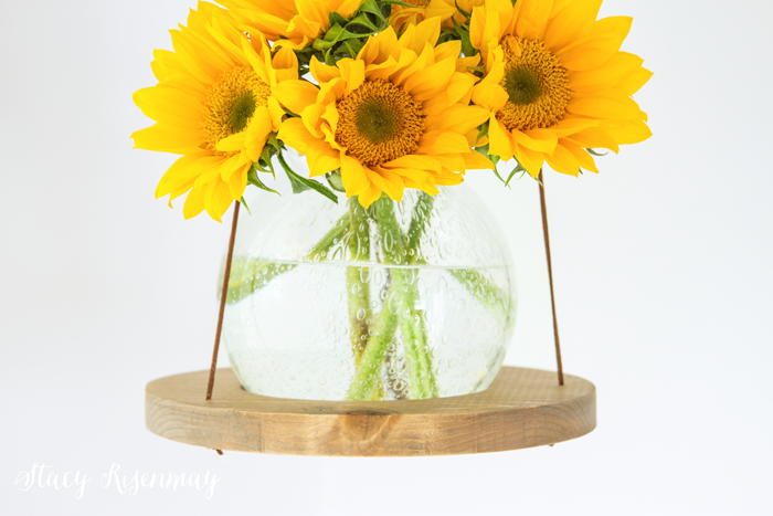 hanging-vase-with-sunflowers